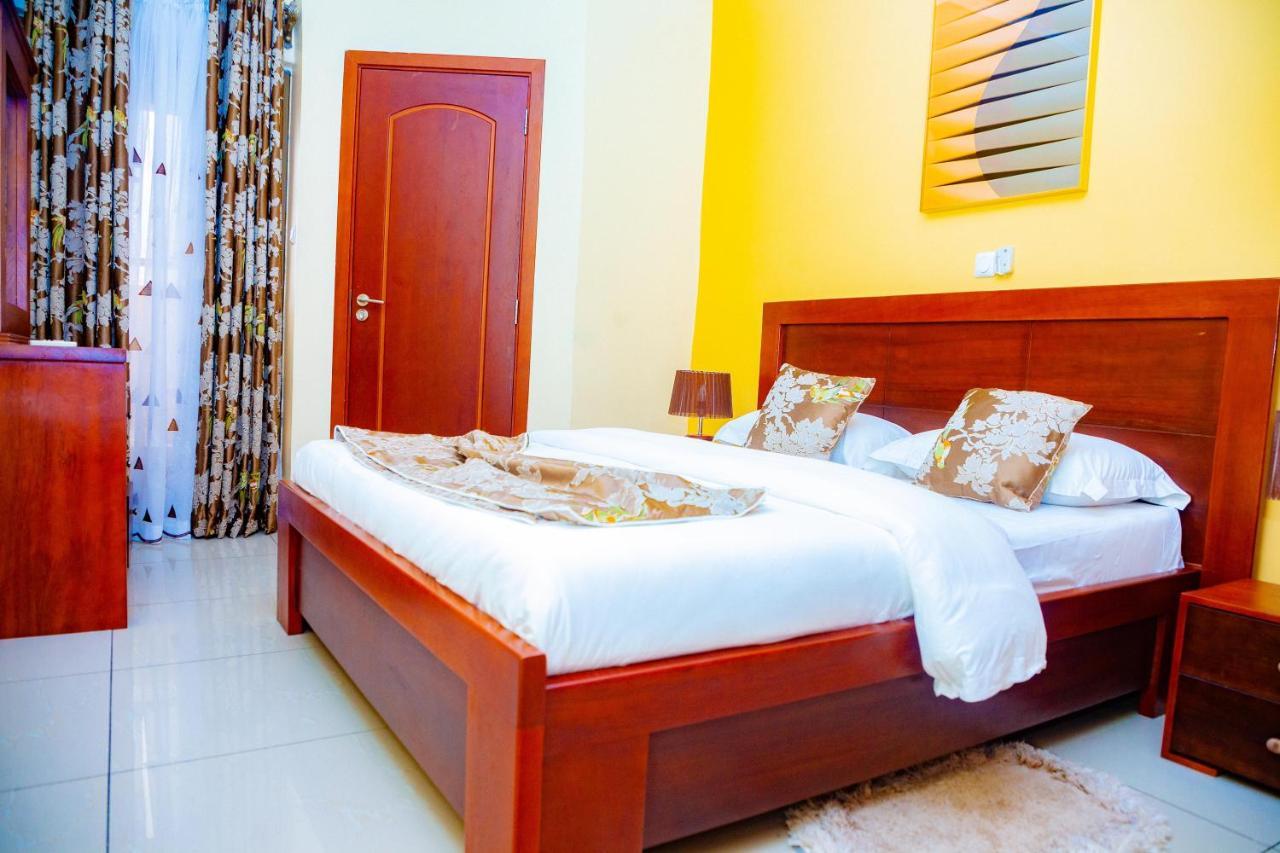 Appartamento Loumia Premium Bonapriso Douala Esterno foto